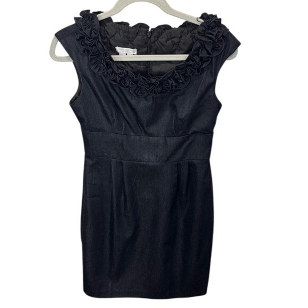 London Times Petites Black Dress Ruffle Neckline‎ Sleeveless Career Party